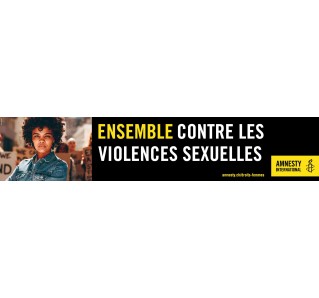 Bannières en tissu avec slogan pour la campagne « ENSEMBLE CONTRE LES VIOLENCES SEXUELLES » 